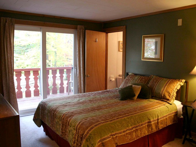 Cabins (North Conway, New Hampshire, United States)