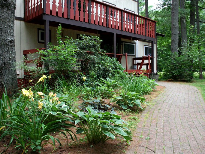 Cabins (North Conway, New Hampshire, United States)