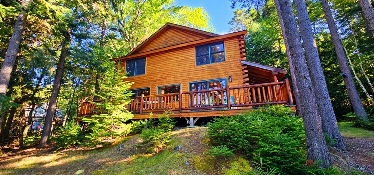 Cabins (United States of America, Greenville, Maine)