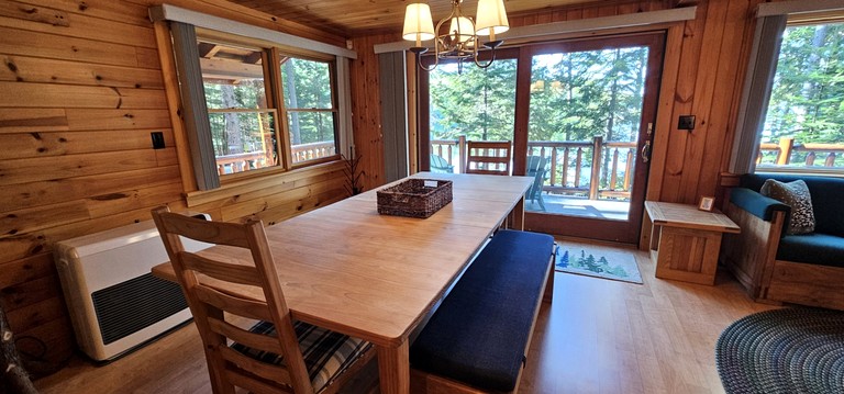 Cabins (United States of America, Greenville, Maine)