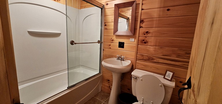 Cabins (United States of America, Greenville, Maine)