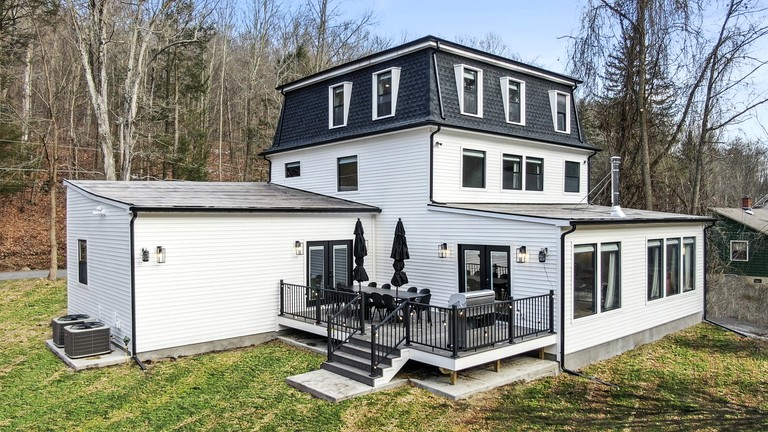Cottages (United States of America, Pine Hill, New York)
