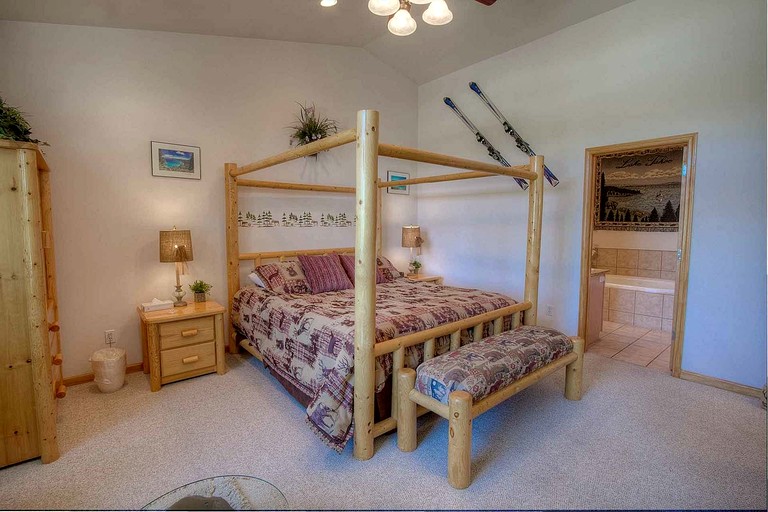 Cabins (United States of America, South Lake Tahoe, California)