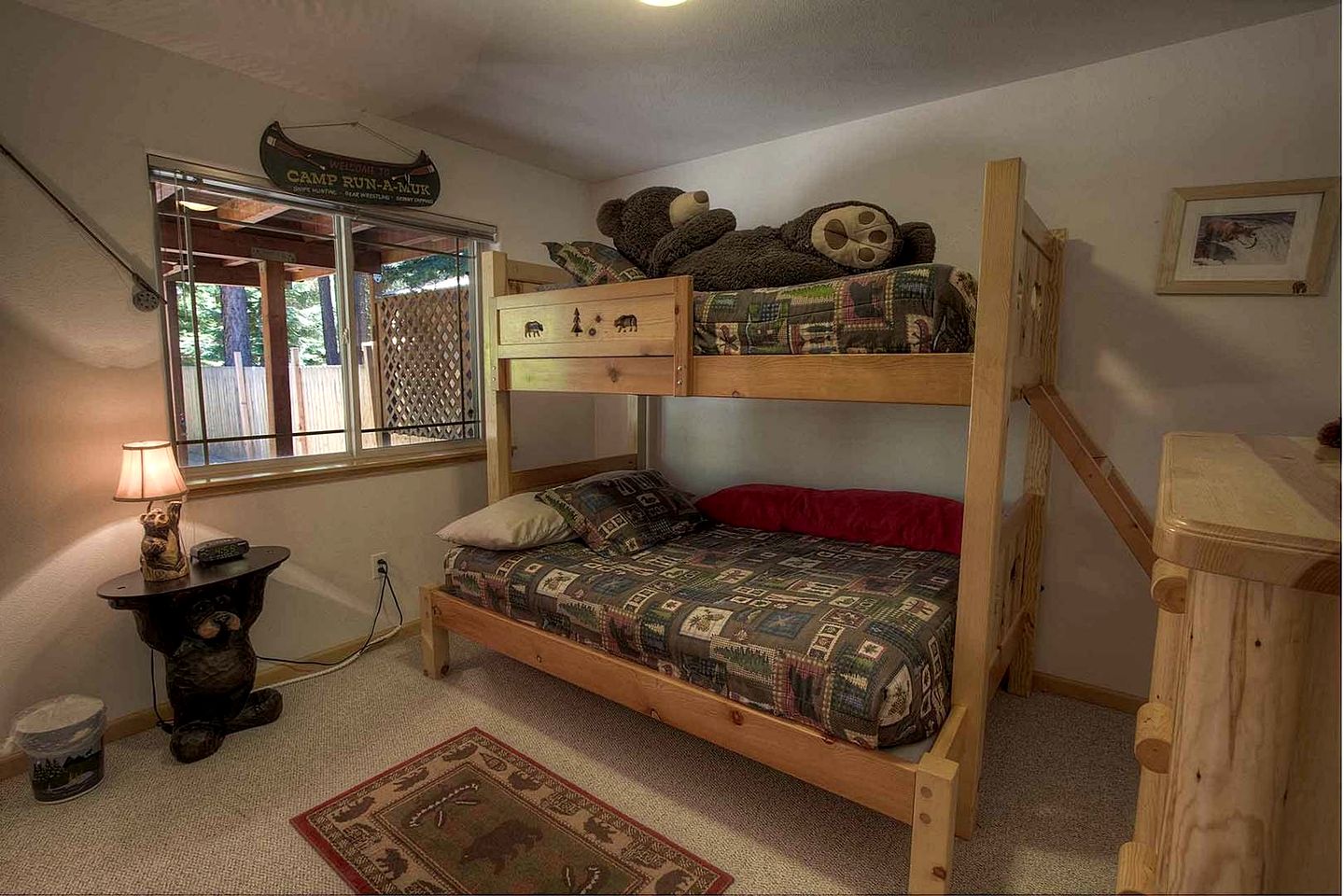 Exquisite Luxury Family Cabin with Pool Table, Hot Tub, and Wii Games in South Lake Tahoe, California