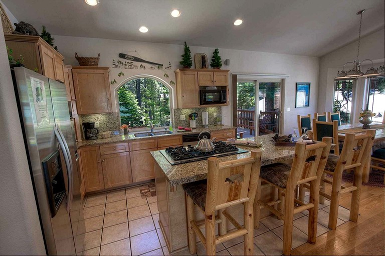 Cabins (United States of America, South Lake Tahoe, California)