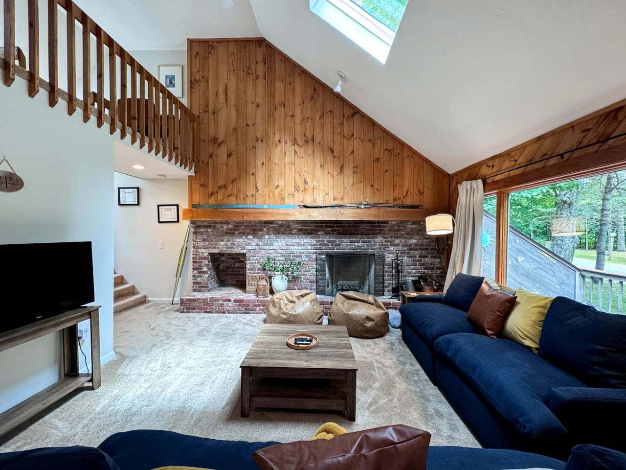 Family-Friendly Rental with Outdoor Pool in New Hampshire