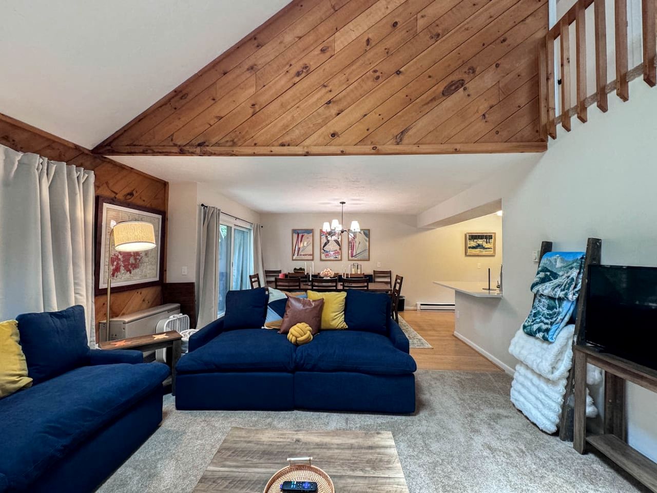 Family-Friendly Rental with Outdoor Pool in New Hampshire