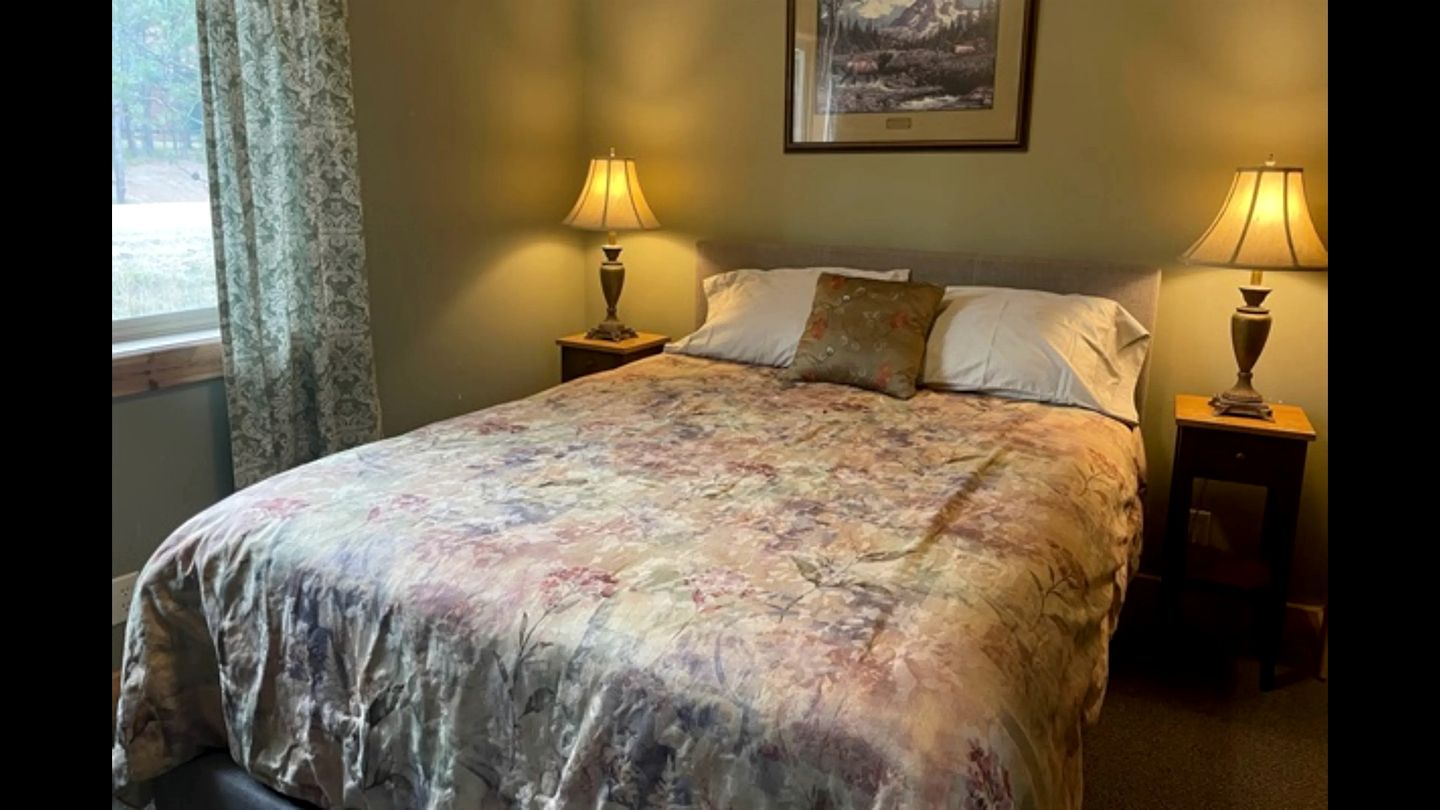 Spacious Secluded Cabin in Island Park, Idaho