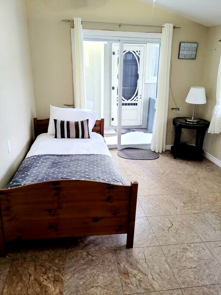 Renovated Waterfront Cottage with Stunning Crowe Lake Views, Dock & Firepit, Relaxing Retreat Near Marmora, Ontario