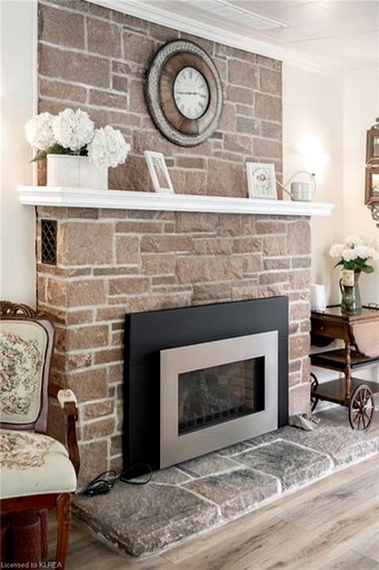 Cottages (Canada, Kawartha Lakes, Ontario)