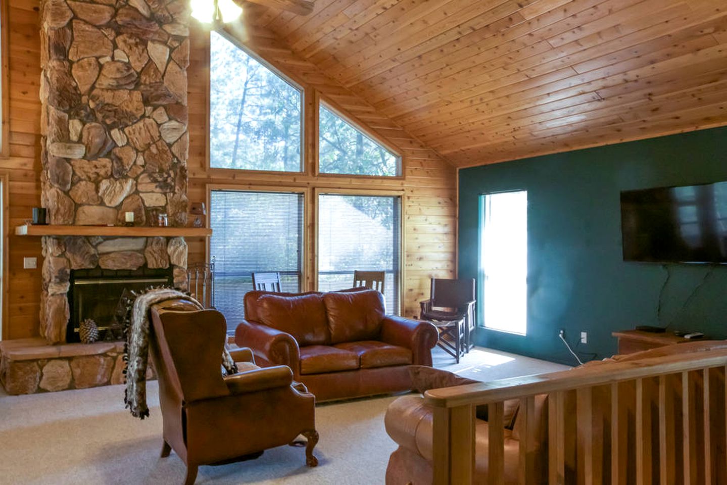 Luxury Cabin Rental Surrounded by Tonto National Forest in Pine, Arizona