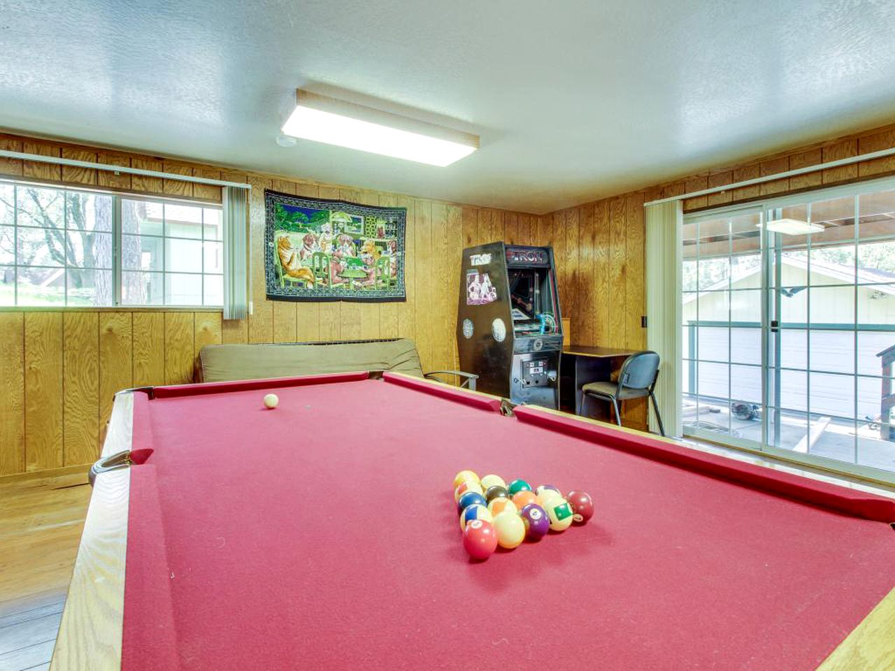 Lakeside Cabin near Yosemite in Groveland, California