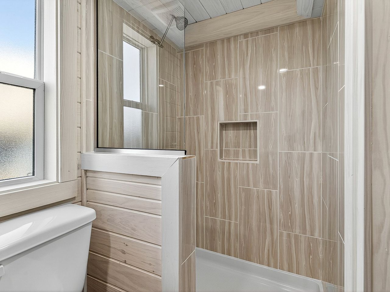 Cozy Tiny Home with Private Palapa Kitchen near Ship Channel in Port Aransas, TX