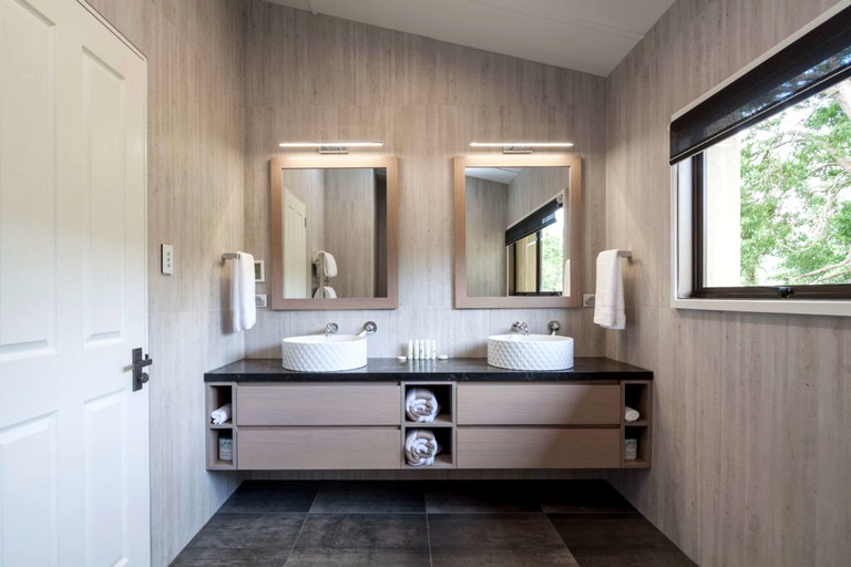 Nature Lodges (Hikuai, North Island, New Zealand)