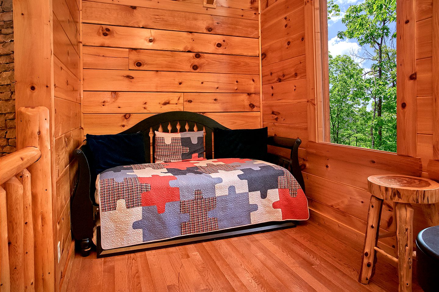 Amazing and Spacious Cabin Rental near Sevierville for a Family Getaway in Tennessee