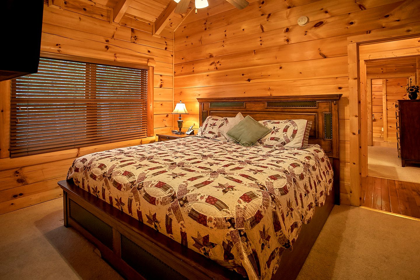 Amazing and Spacious Cabin Rental near Sevierville for a Family Getaway in Tennessee