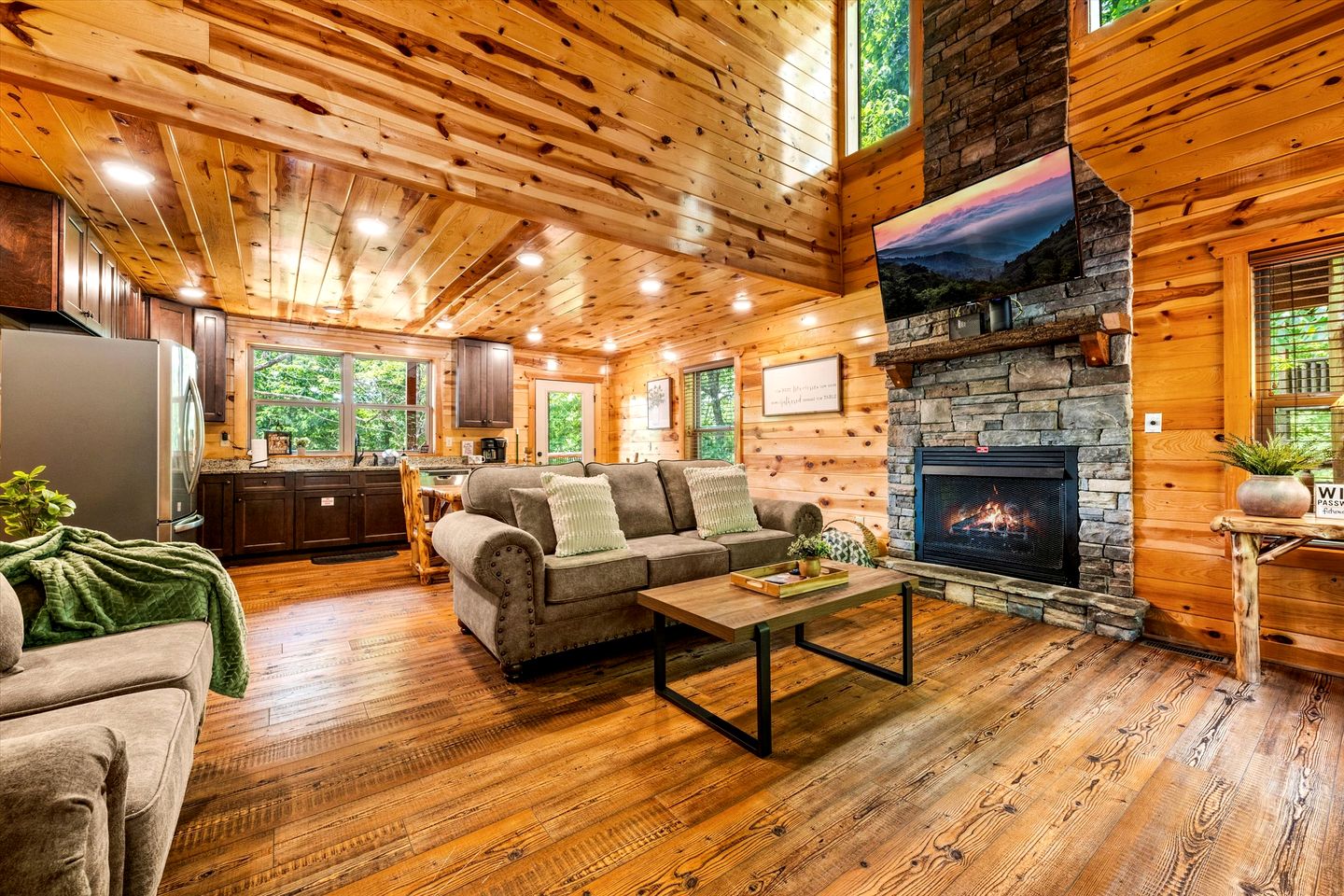 Spacious Family Cabin with Indoor Pool & Game Room near Dollywood in Gatlinburg, Tennessee