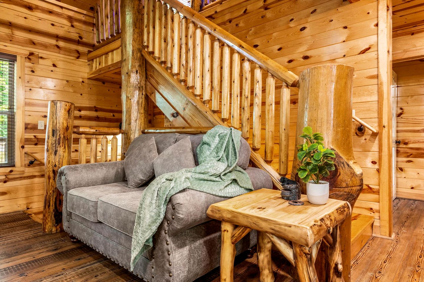 Spacious Family Cabin with Indoor Pool & Game Room near Dollywood in Gatlinburg, Tennessee