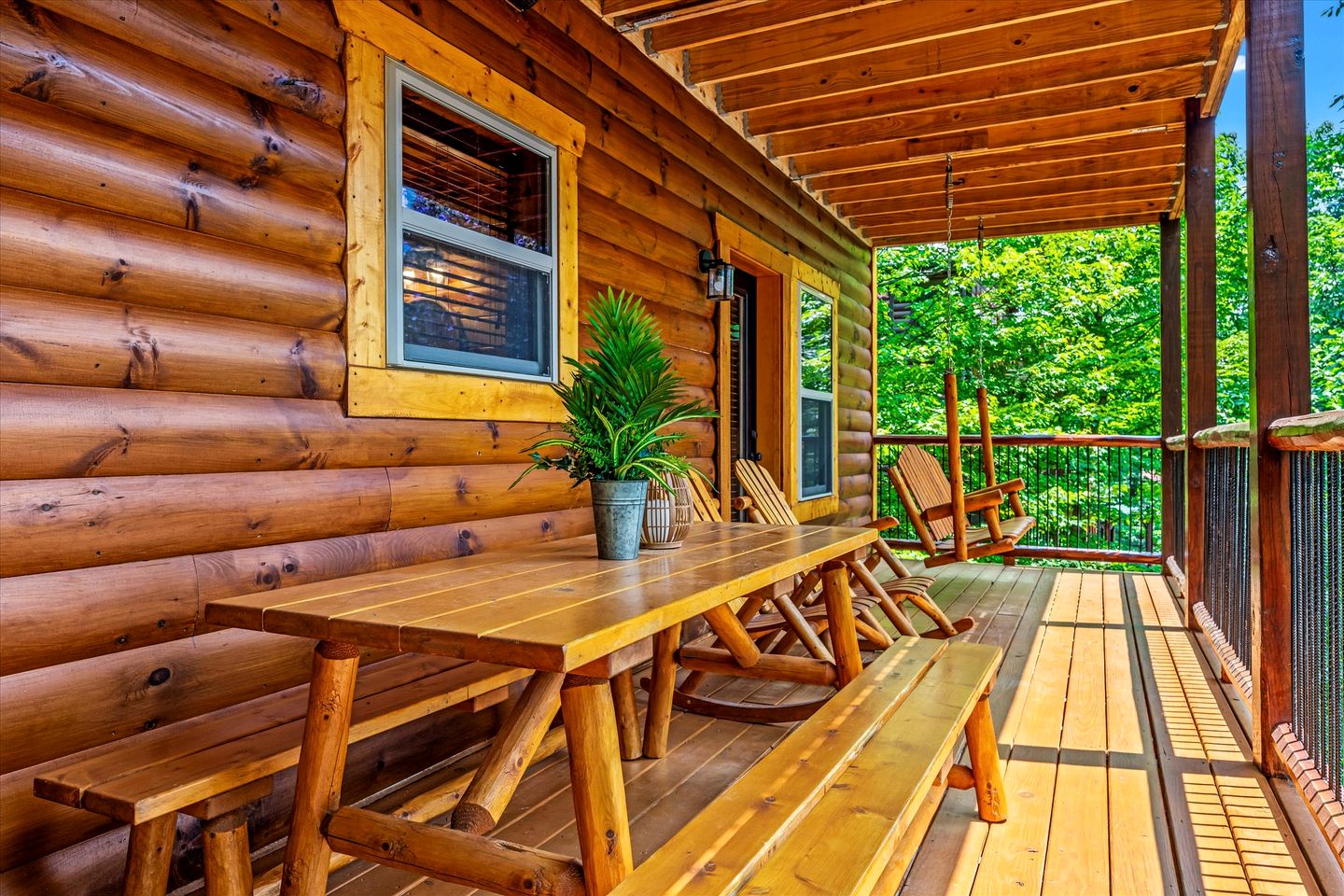 Spacious Family Cabin with Indoor Pool & Game Room near Dollywood in Gatlinburg, Tennessee