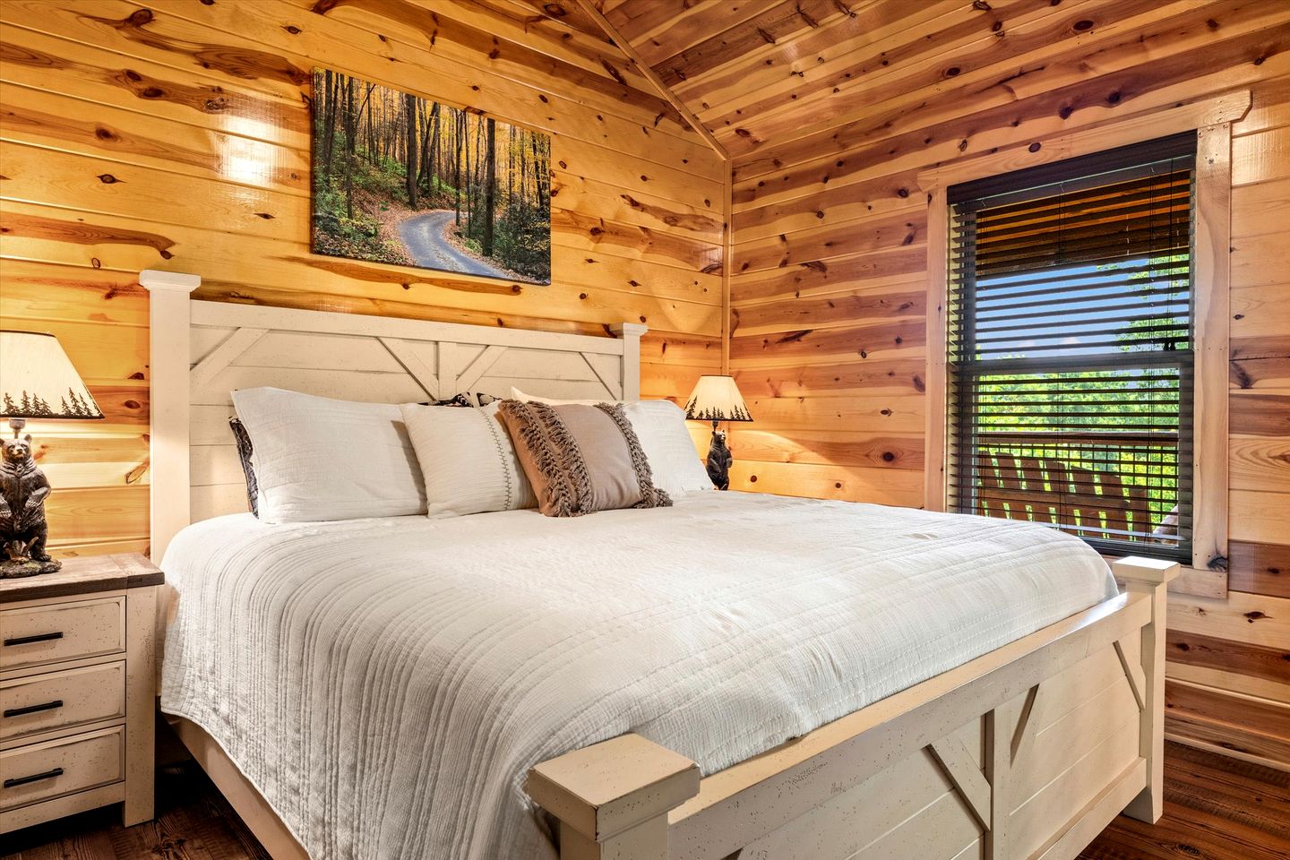 Spacious Family Cabin with Indoor Pool & Game Room near Dollywood in Gatlinburg, Tennessee