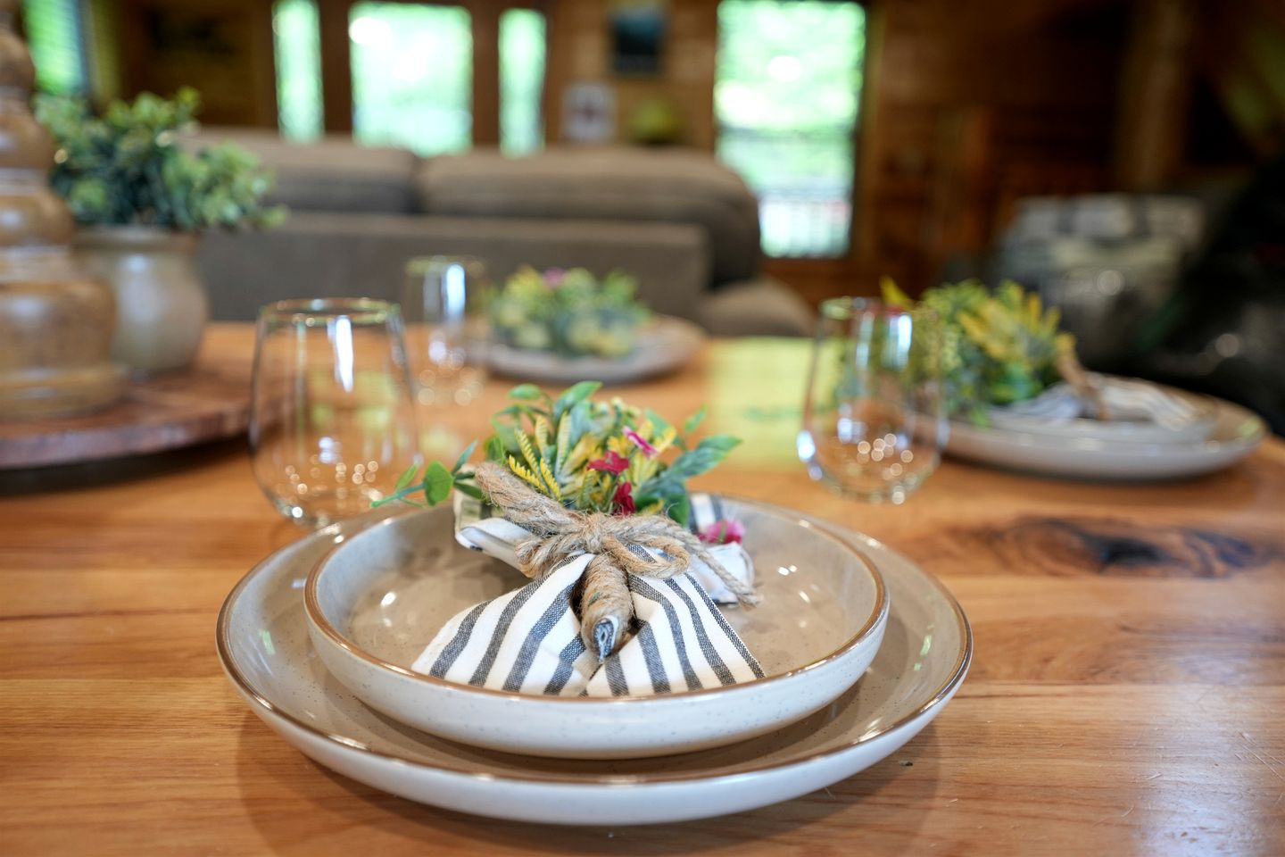 Spacious Family Cabin with Indoor Pool & Game Room near Dollywood in Gatlinburg, Tennessee