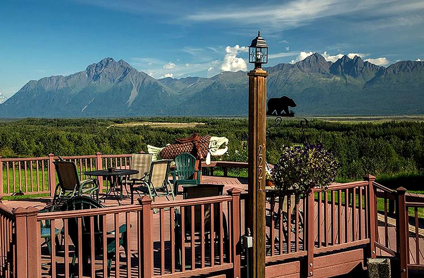 Pioneer Ridge B&B Inn, Nature Lodges 46231, Wasilla, United States of