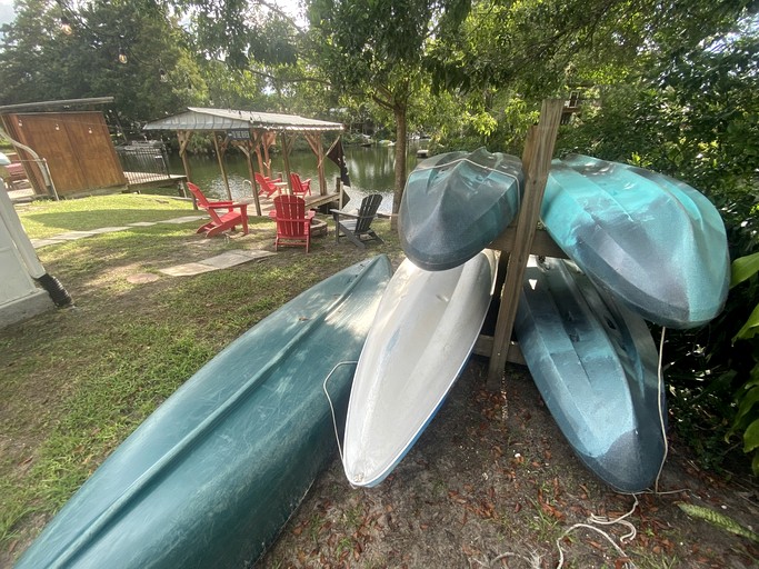 Cottages (United States of America, Weeki Wachee, Florida)