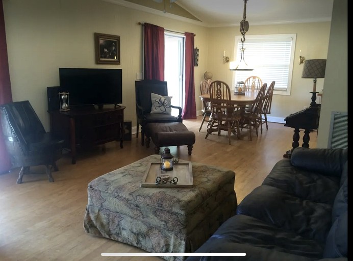 Cottages (United States of America, Weeki Wachee, Florida)