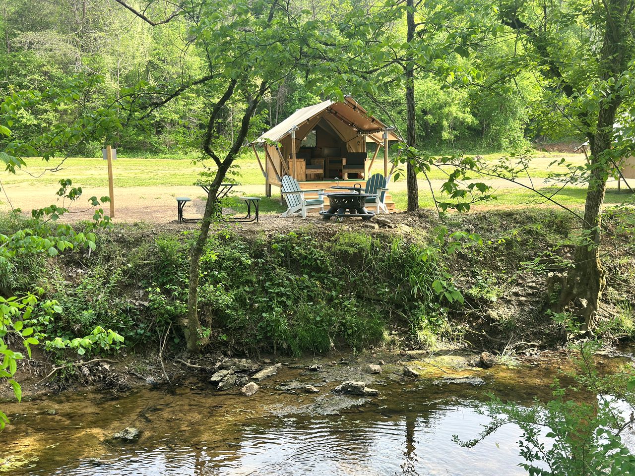 Enchanting Creekside Safari Tent Haven near Smoky Mountain in Tennessee
