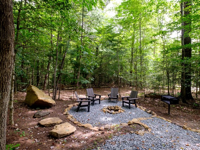 Cabins (United States of America, Transylvania County, North Carolina)