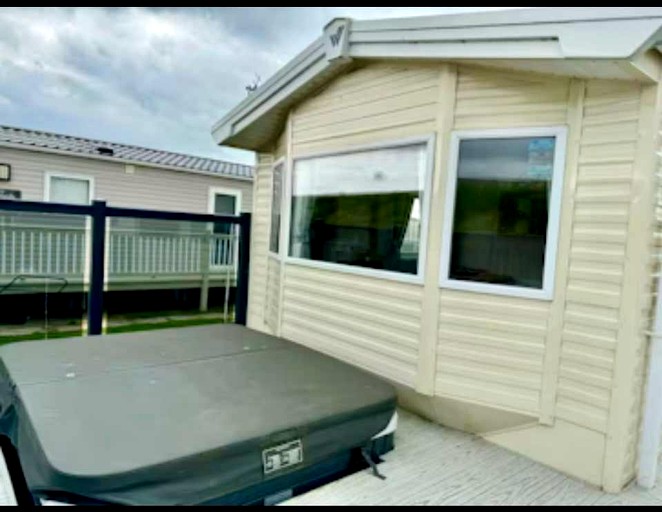 Caravans (United Kingdom, Lincolnshire, England)