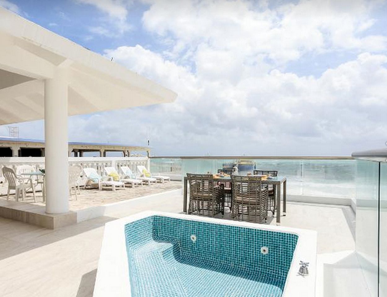 Stunning Beachfront Vacation Rental with Private Hot Tub on Playa del Carmen