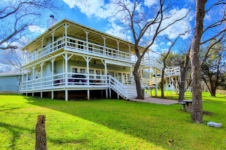 Cottages (New Braunfels, Texas, United States)