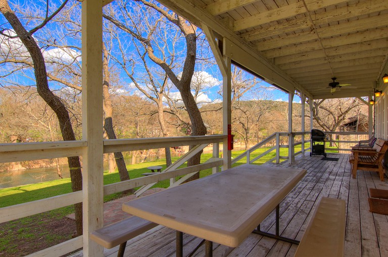Cottages (New Braunfels, Texas, United States)