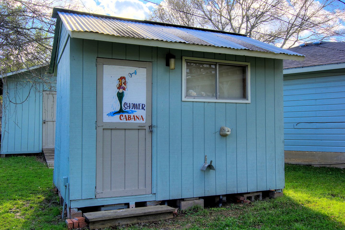 Riverfront Cottage Rental with Recreation Room in New Braunfels, Texas