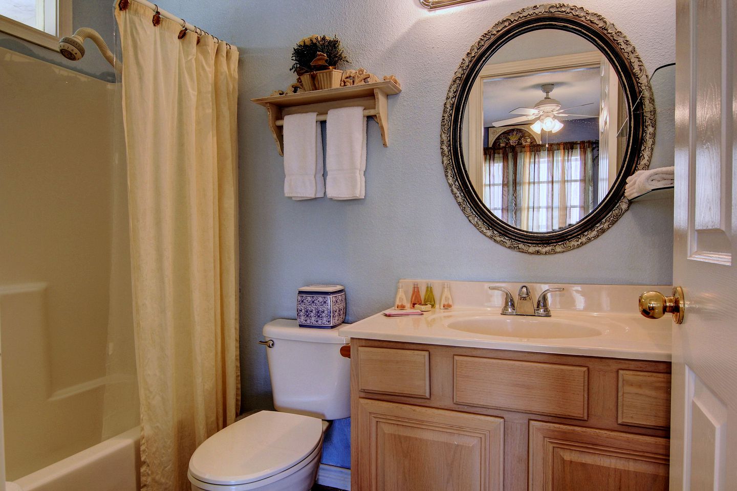 Riverfront Cottage Rental with Recreation Room in New Braunfels, Texas