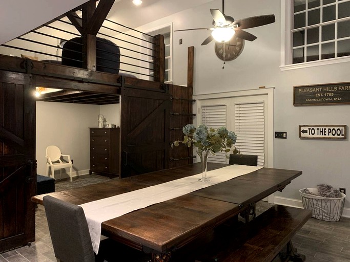 Cottages (United States of America, Darnestown, Maryland)