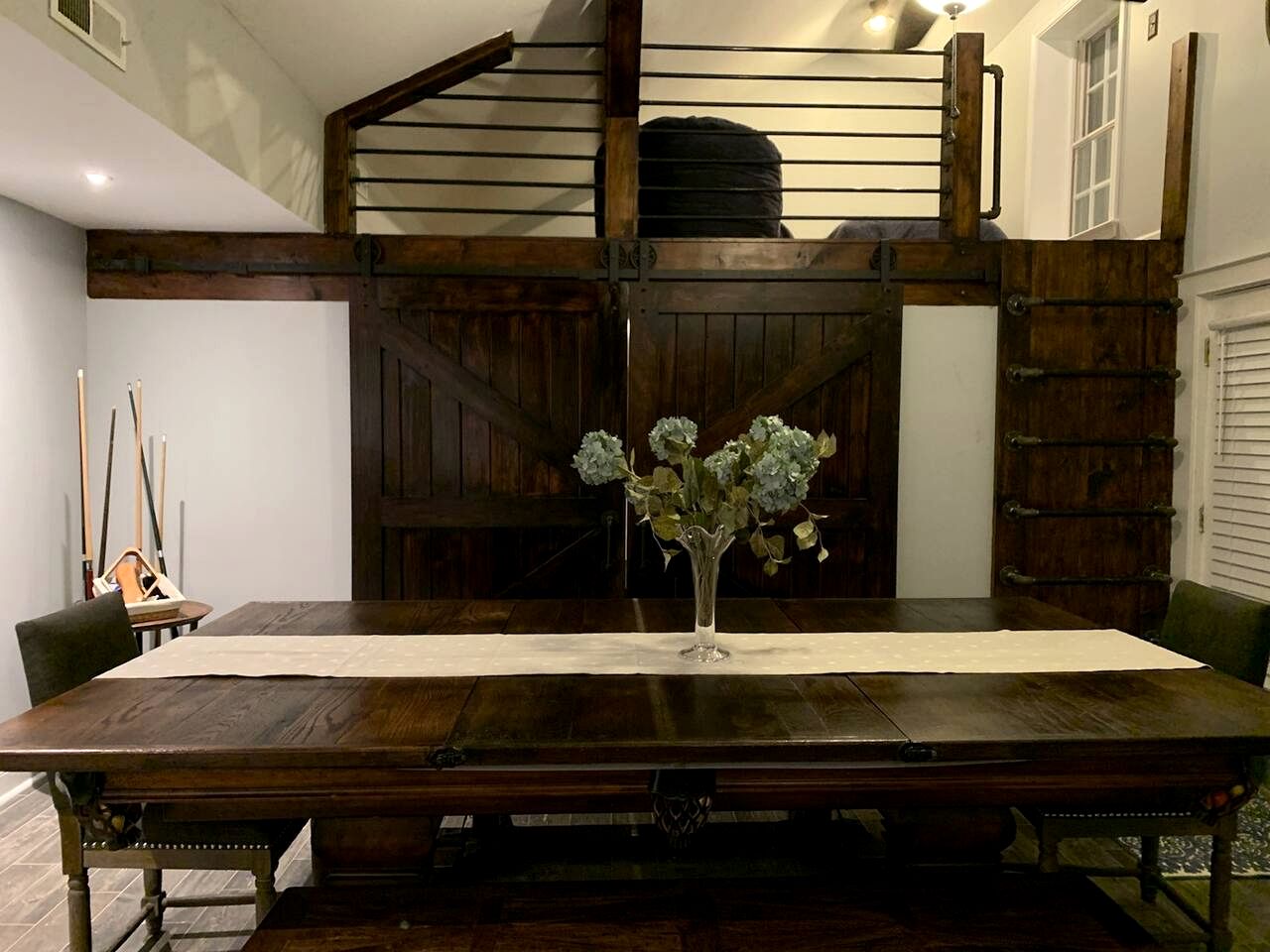 Sweet Chic Farm Cottage with Pool, Hot-Tub and Beautiful Sunsets in Maryland