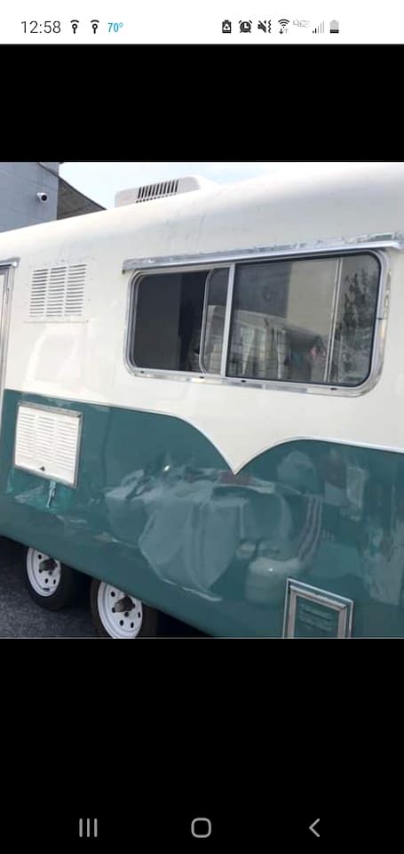 Beautiful Farmstay Hill Cottage and Tiny Equipped Camper in Maryland