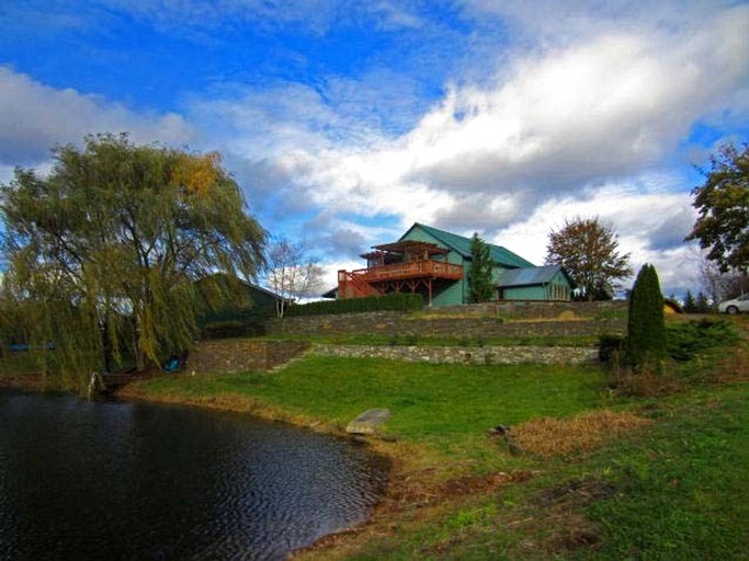 Nature Lodges (Hudson, New York, United States)