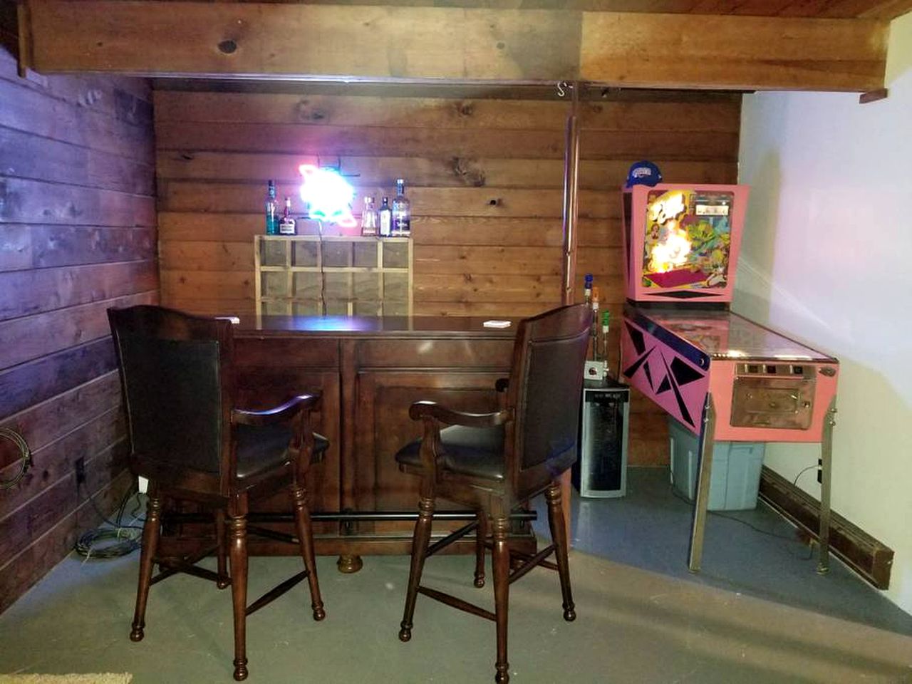 Cabin Rental near Wildlife Refuge in Lewistown, Illinois