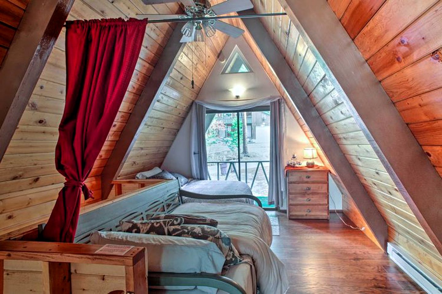 Cozy A-Frame Cabin for a Getaway near Lake Wenatchee in Leavenworth, Washington
