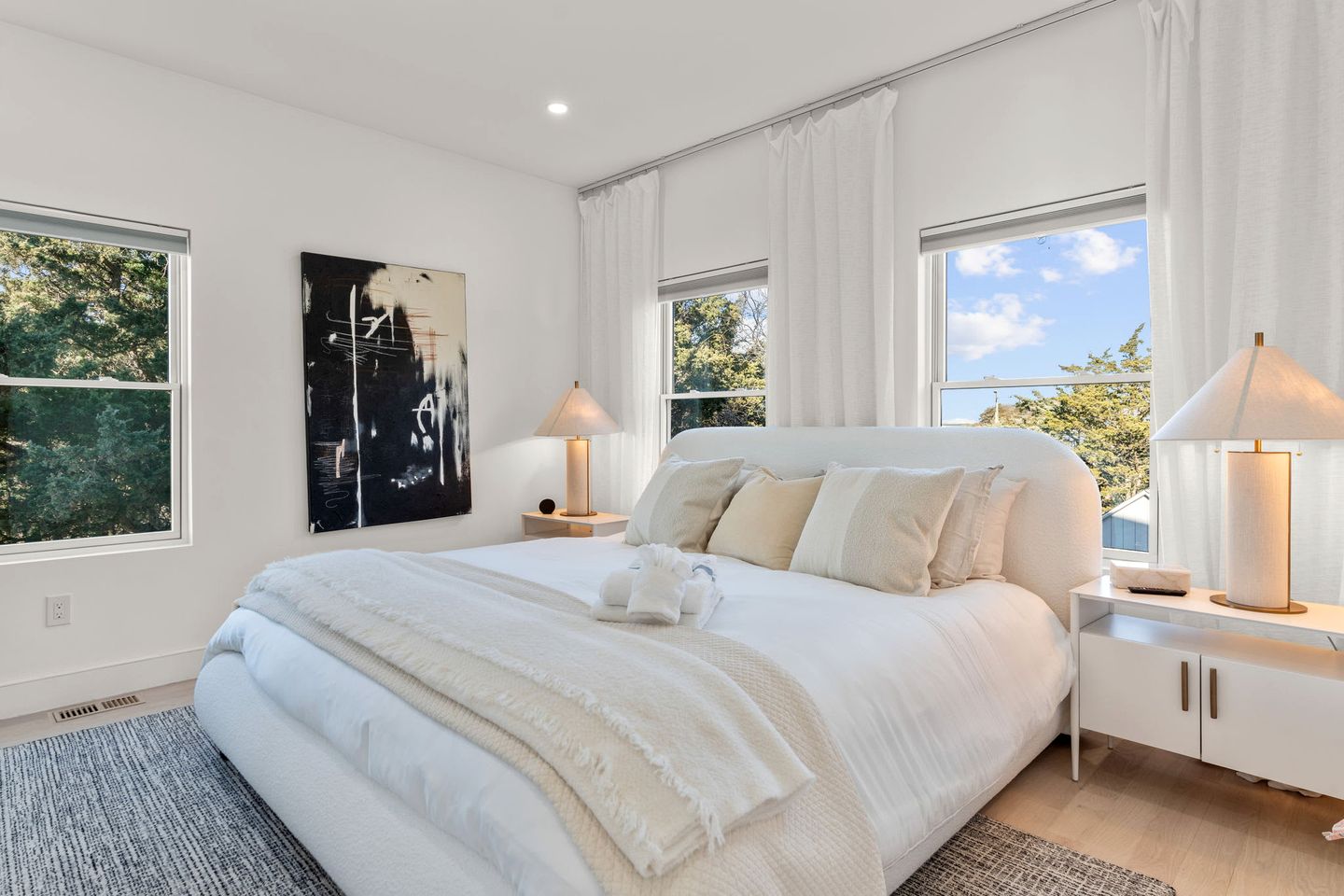 Peaceful Oceanfront Villa in Bourne, Massachusetts