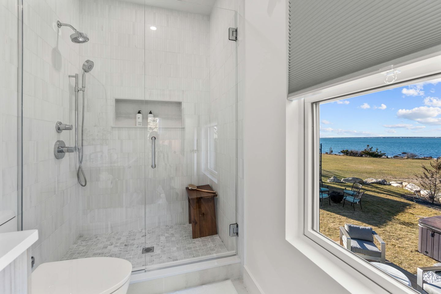 Peaceful Oceanfront Villa in Bourne, Massachusetts