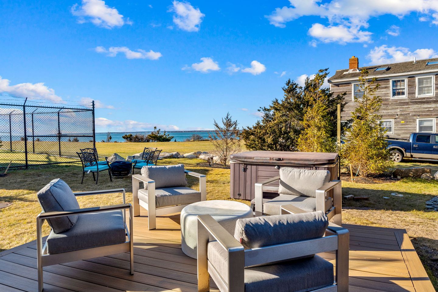 Peaceful Oceanfront Villa in Bourne, Massachusetts