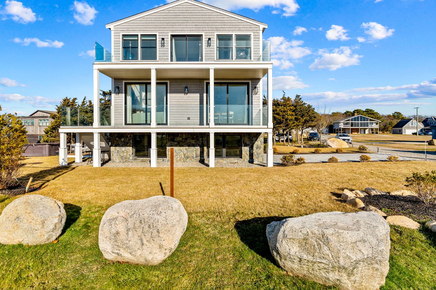 Peaceful Oceanfront Villa in Bourne, Massachusetts