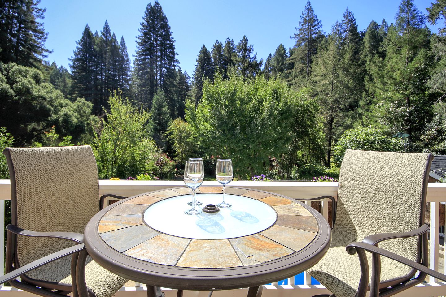 Comfy Villa with Swimming Pool in Forestville, California