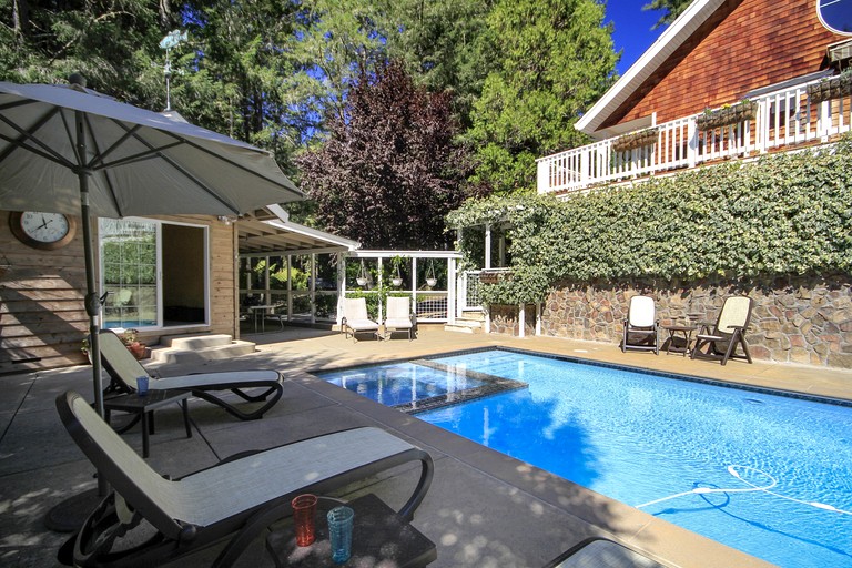Villas (United States of America, Forestville, California)