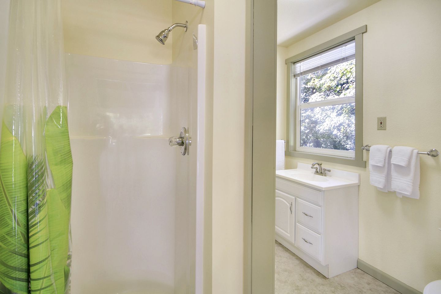 Comfy Villa with Swimming Pool in Forestville, California