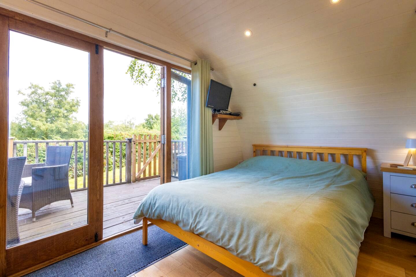 Gorgeous Glamping Pod for a Unique Getaway by the Irfon River in Wales